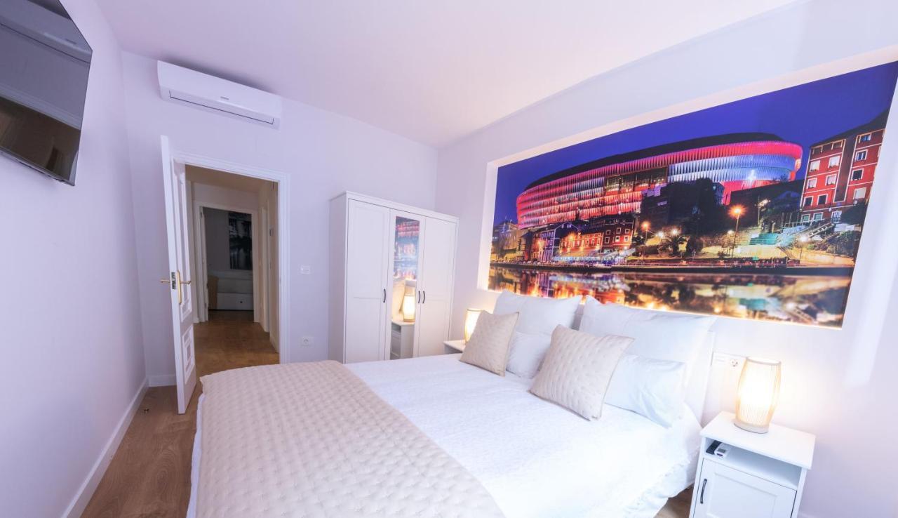 Bilbao Henao Park De Bilbao Suites, En Pleno Centro Con Garaje Directo Exterior foto